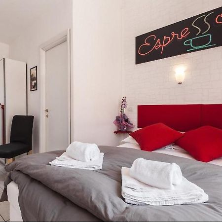 Le Poesie Di Roma Bed & Breakfast Exterior photo